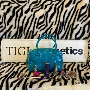 TIGI BedHead Cosmetic Bag Makeup Case with Discontinued Products